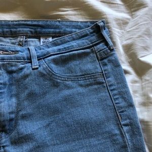 light wash skinny jeans